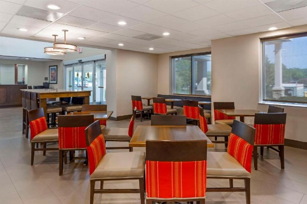 Comfort Suites Raleigh image 30