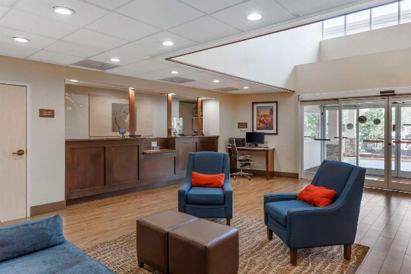 Comfort Suites Raleigh image 7