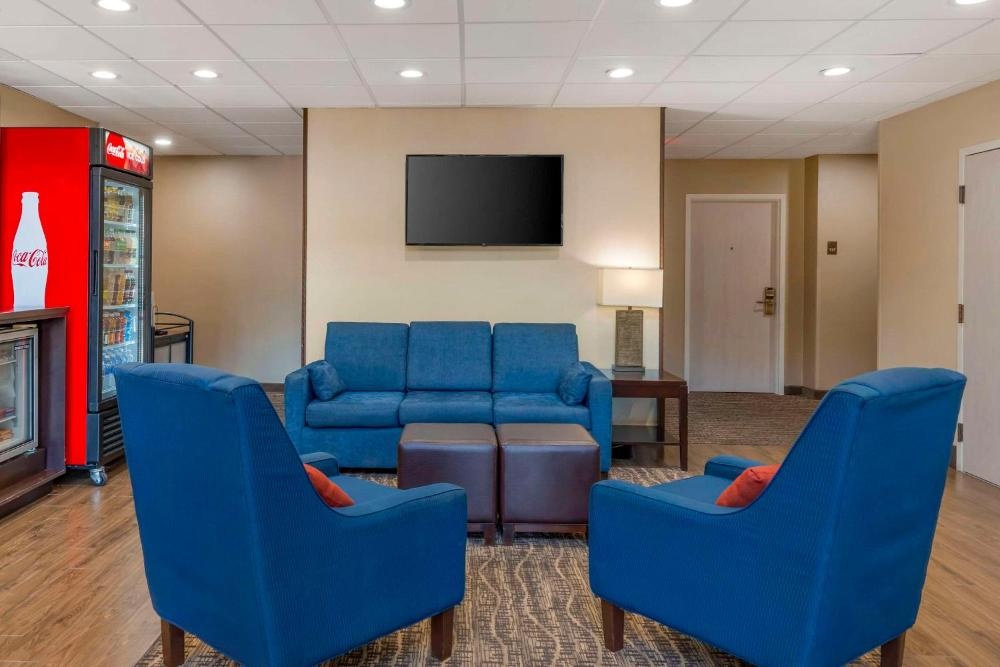 Comfort Suites Raleigh